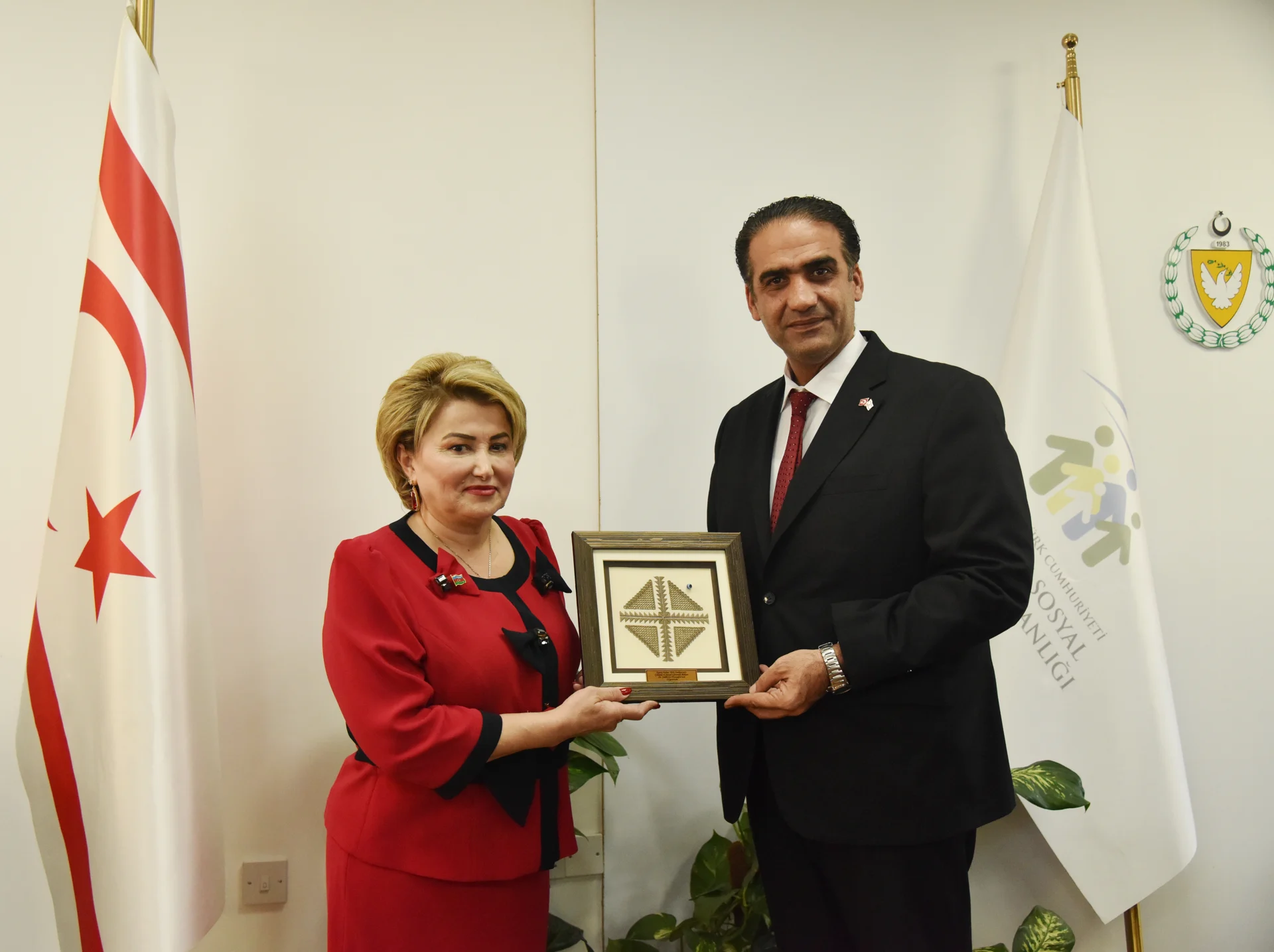 Azerbaycan sosyal destek fonu heyetini kabul etti