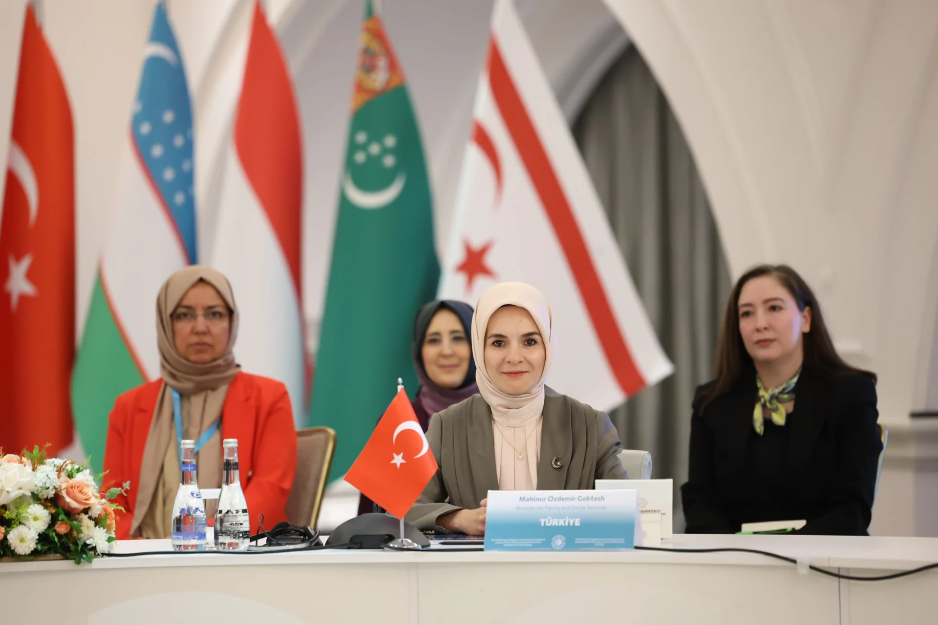 Bakü’de TDT aile ve sosyal politika toplantısı