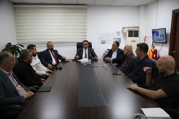 Özgür İş İnsanları Derneği heyetini kabul